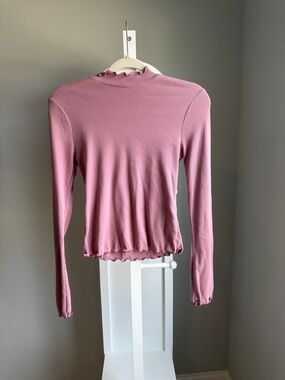 Old Navy Mauve Pink Wavy Hem Long Sleeve Top